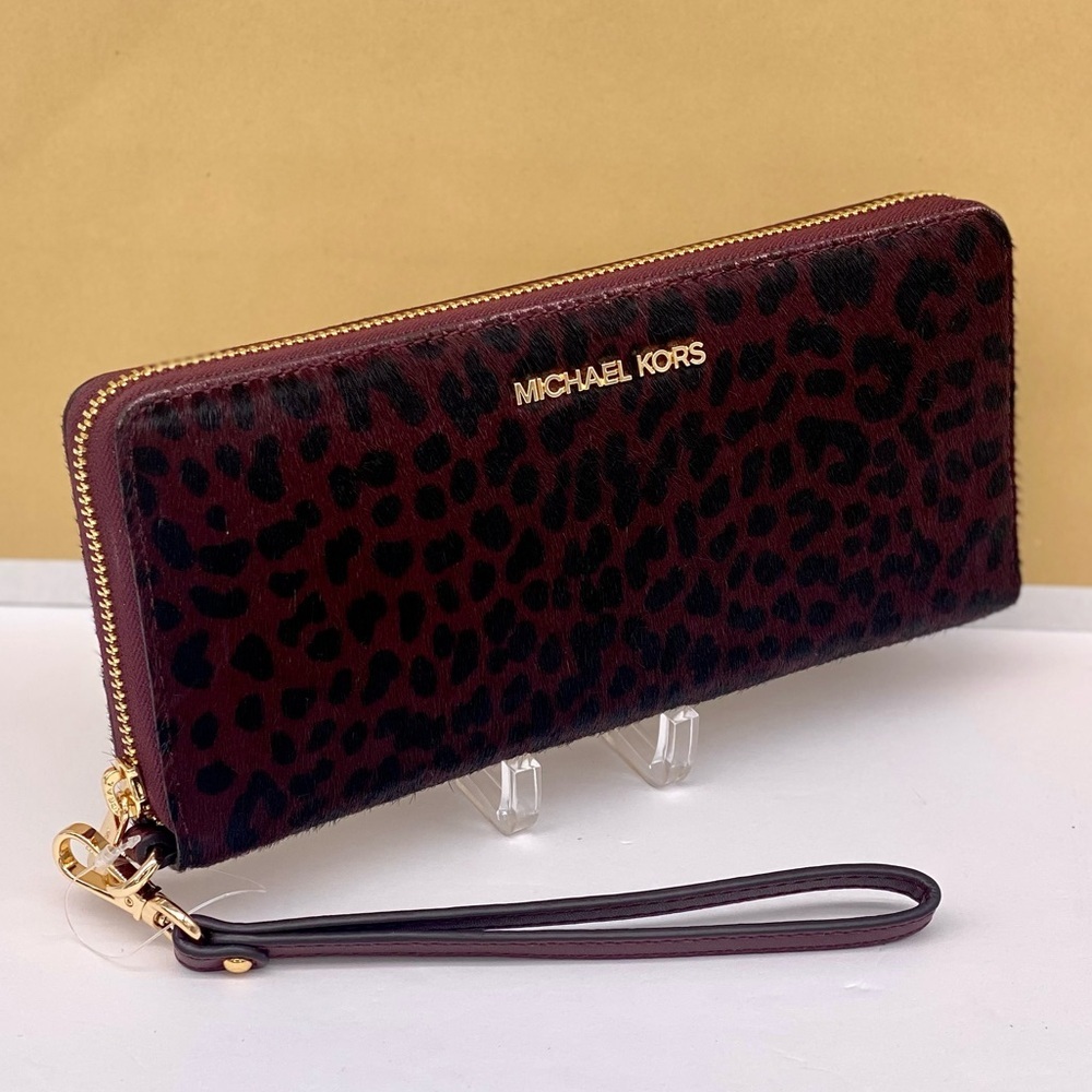 Michael Kors Leopard Print Large Continental Wallet - Picture 16 of 16